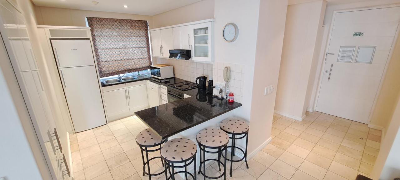 V&A Waterfront Marina Family Apartment 101 Altmore كيب تاون المظهر الخارجي الصورة