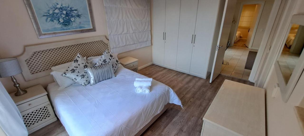 V&A Waterfront Marina Family Apartment 101 Altmore كيب تاون المظهر الخارجي الصورة