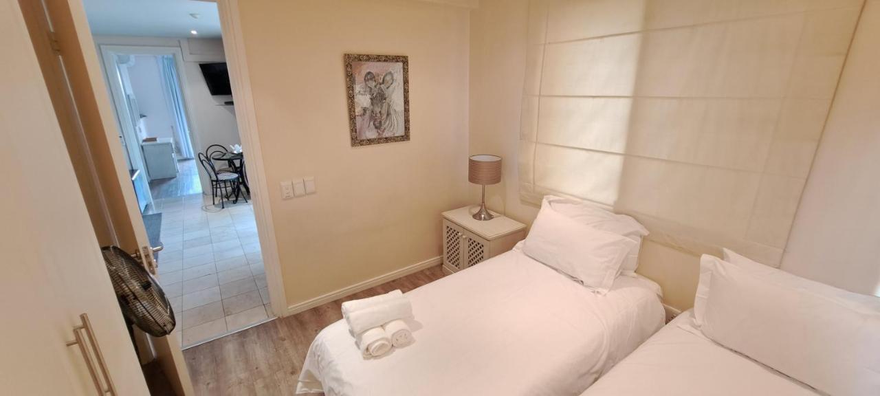 V&A Waterfront Marina Family Apartment 101 Altmore كيب تاون المظهر الخارجي الصورة