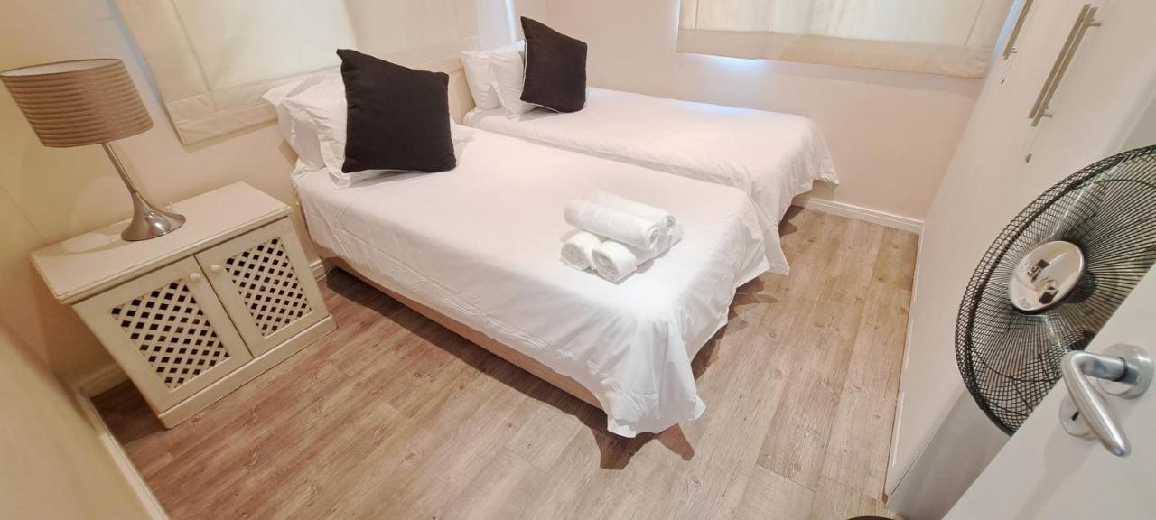 V&A Waterfront Marina Family Apartment 101 Altmore كيب تاون المظهر الخارجي الصورة
