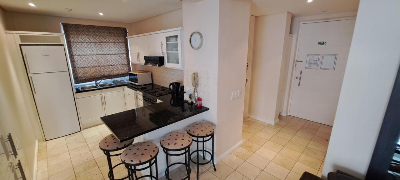 V&A Waterfront Marina Family Apartment 101 Altmore كيب تاون المظهر الخارجي الصورة